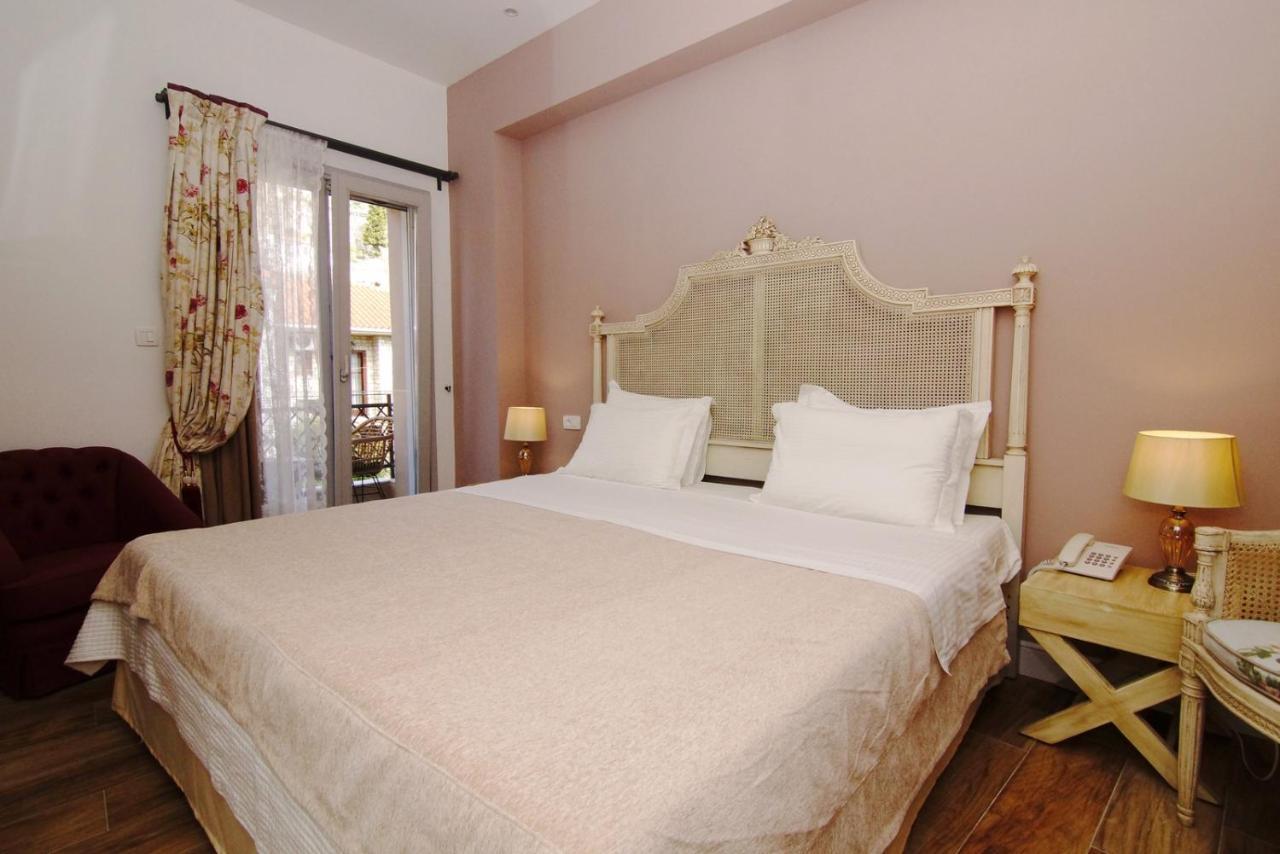 Amaryllis Hotel Nafpaktos Bagian luar foto